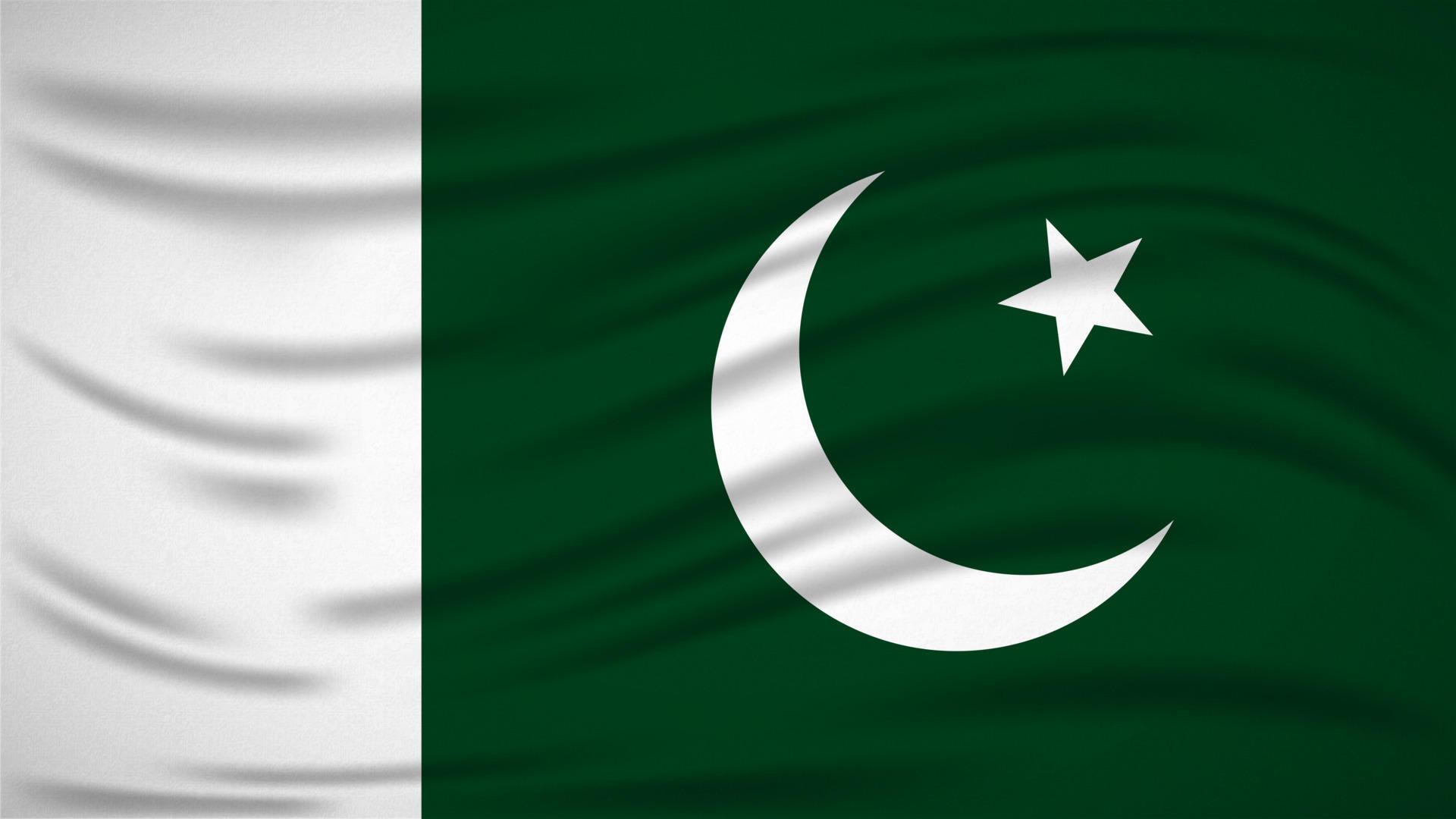 realistic-pakistan-national-flag-background-vector